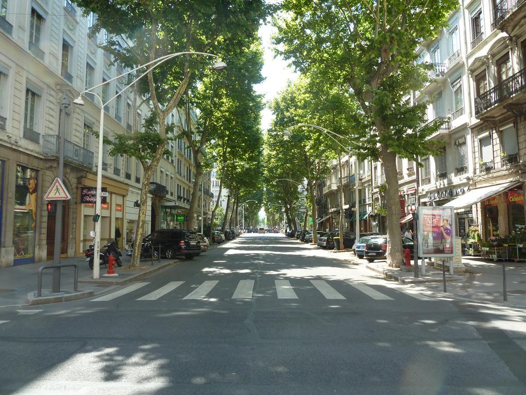 Lyon Premium- Nid Cosy Apartment ภายนอก รูปภาพ
